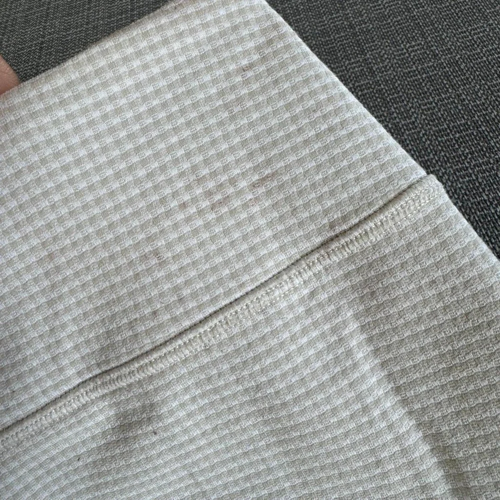 Lululemon low waist Cream waffle knit leggings